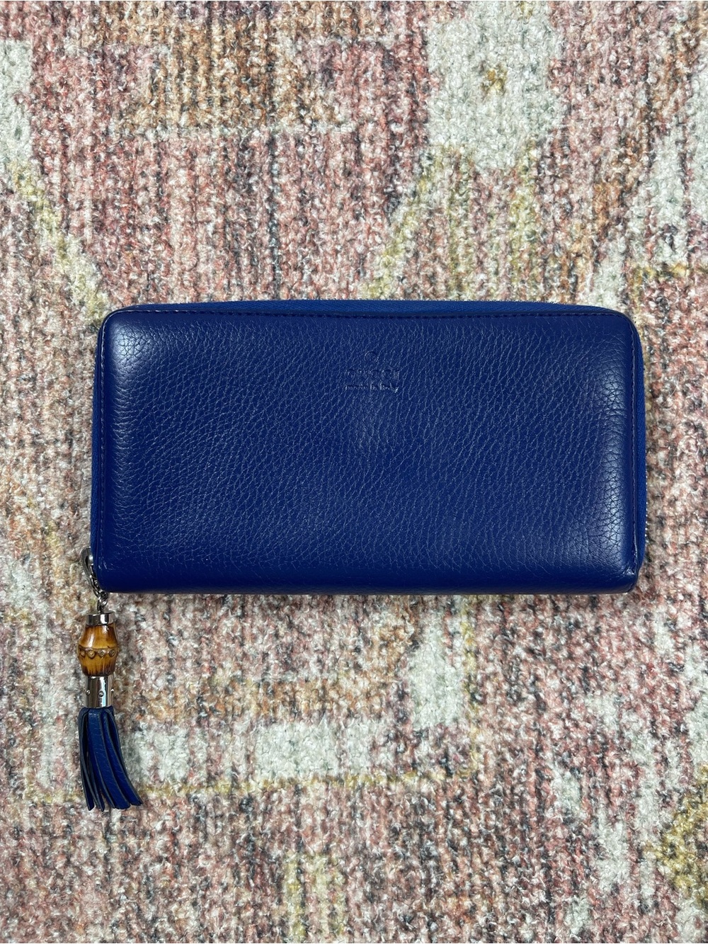 Vintage Gucci Navy Blue Leather Bamboo Tassel Zip Wallet